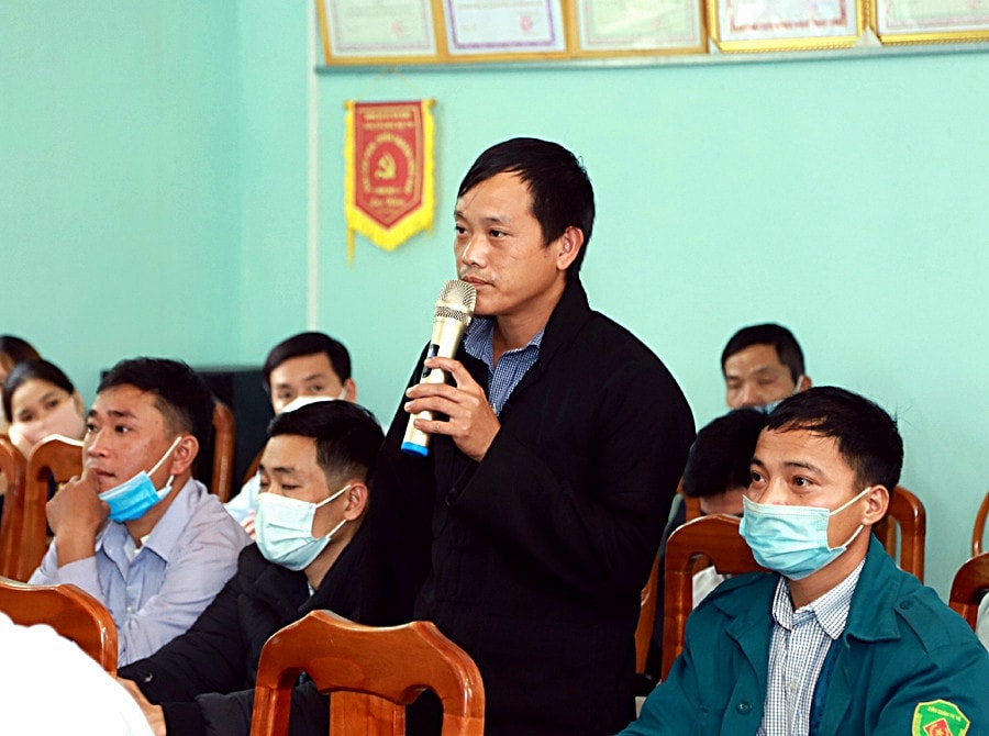 Cử tri kiến nghị việc cấp, đổi Giấy chứng nhận quyền sử dụng đất cho Nhân dân