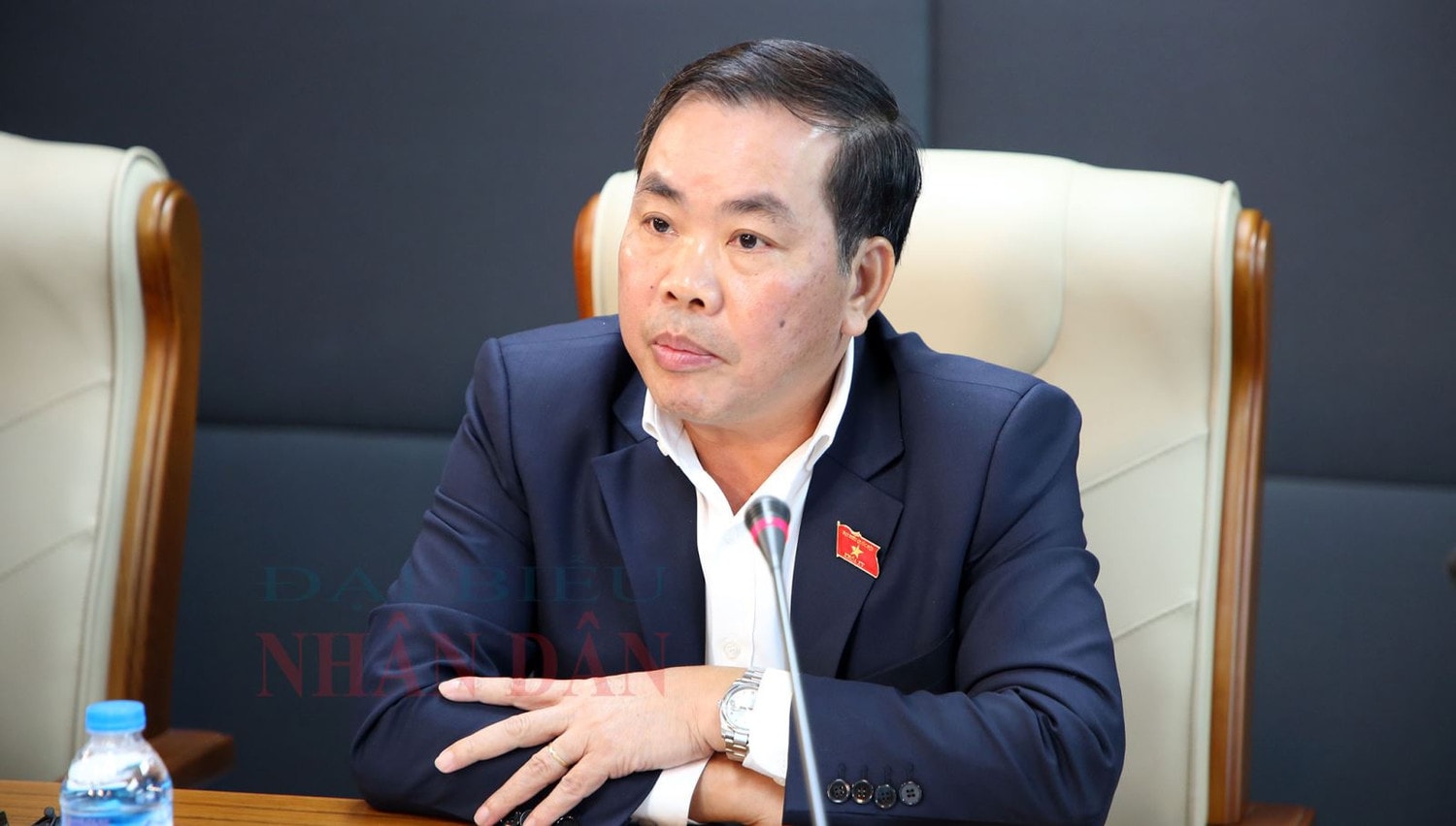 Đại biểu Quốc hội, Phó Chủ tịch Hội Nước sạch và Môi trường Việt Nam Nguyễn Quang Huân chia sẻ tại tọa đàm Ảnh: Duy Thông