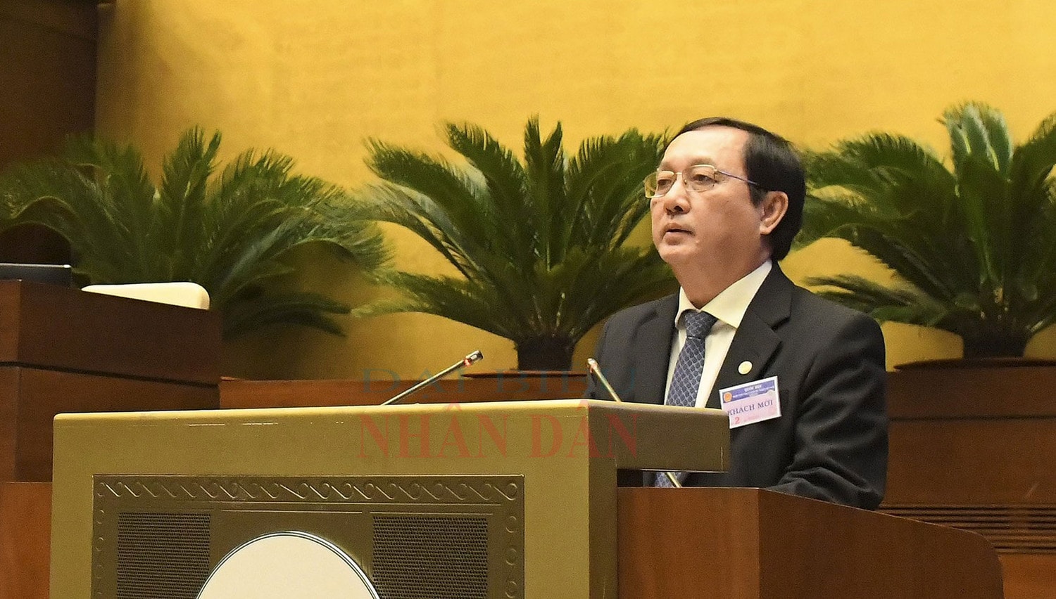 Bộ trưởng Bộ Khoa học và Công nghệ Huỳnh Thành Đạt trình bày Tờ trình dự án Luật Ảnh: Quang Khánh