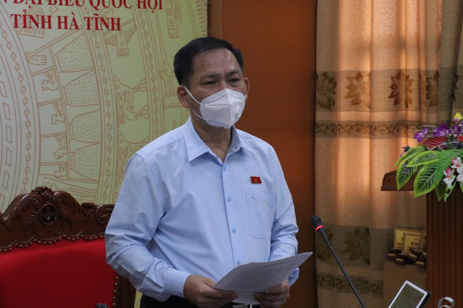 Phó Trưởng Đoàn ĐBQH tỉnh Trần Đình Gia phát biểu ý kiến Phó Trưởng Đoàn ĐBQH tỉnh Trần Đình Gia phát biểu ý kiến