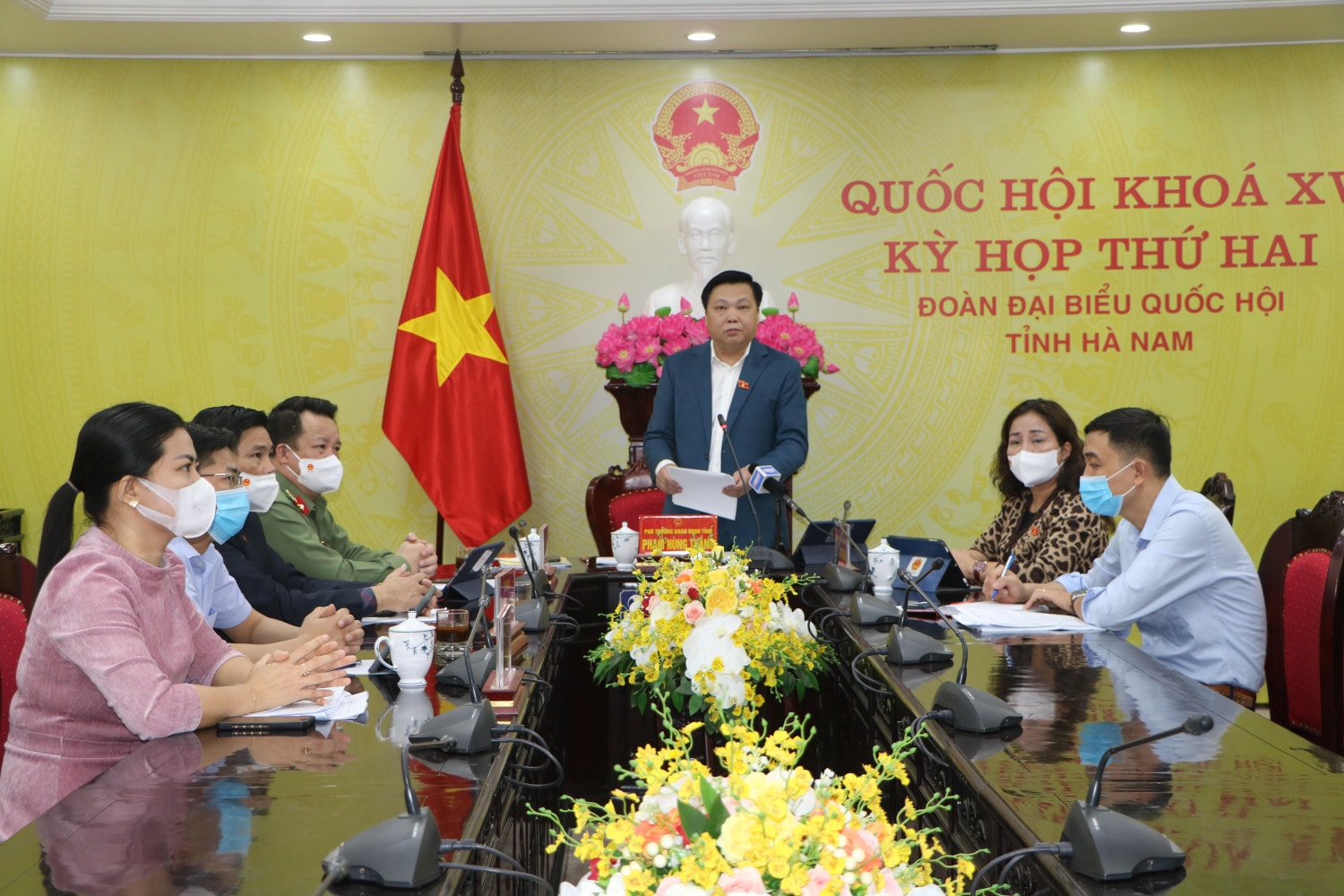 ĐBQH Phạm Hùng Thắng phát biểu tại điểm cầu Đoàn ĐBQH tỉnh Hà Nam Ảnh: Quang Khánh