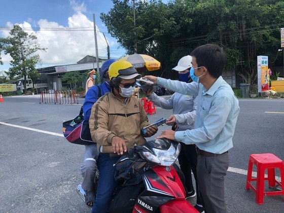 Một chốt kiểm soát tại Hậu Giang giáp với tỉnh Kiên Giang hồi tháng 6.2021