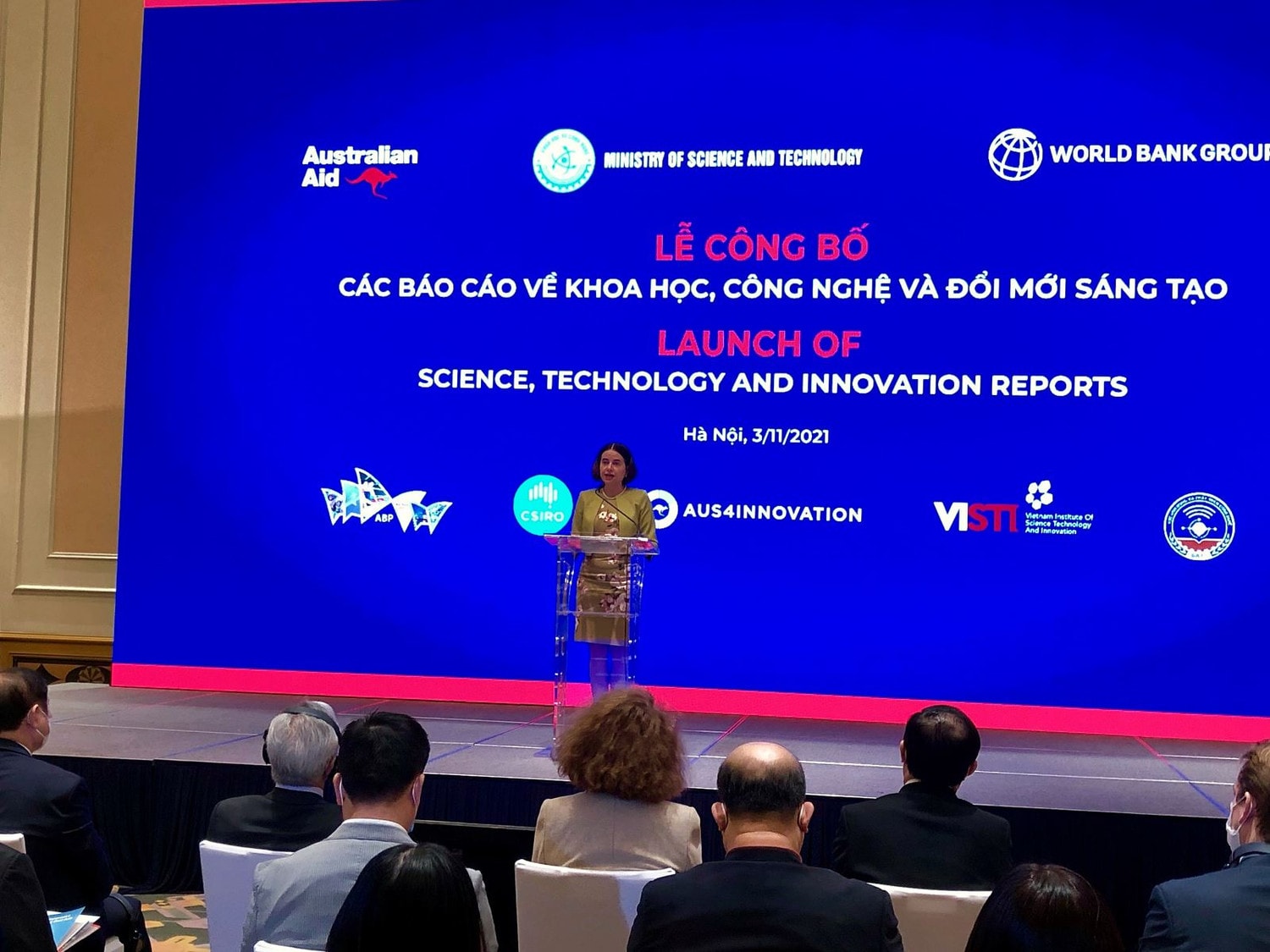 Đại sứ Australia tại Việt Nam, bà Robyn Mudie chia sẻ ý kiến Đại sứ Australia tại Việt Nam, bà Robyn Mudie chia sẻ ý kiến