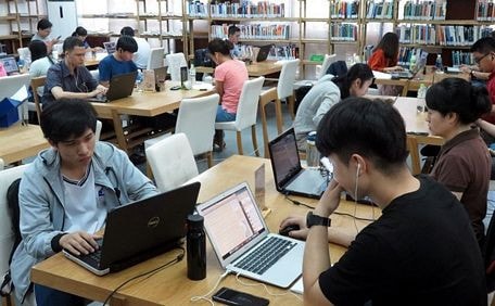  Phòng đọc doanh nhân, Thư viện Khoa học tổng hợp TP. Hồ Chí Minh - Nguồn: baovinhlong.com.vn