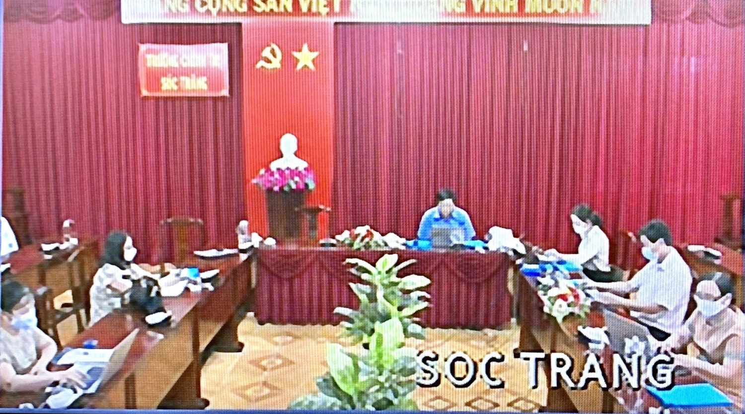 Các đại biểu và báo cáo viên tham gia lớp tập huấn tại Sóc Trăng