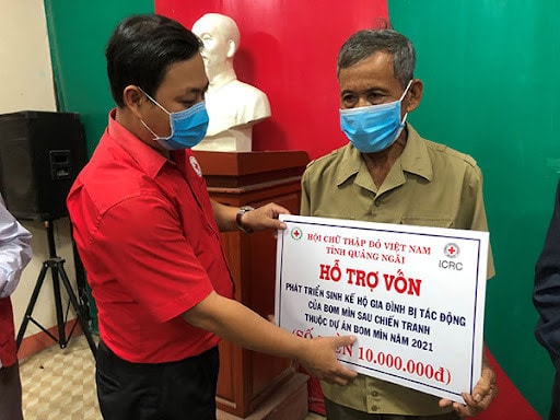 Các địa phương đã và đang triển khai nhiều hoạt động giúp nạn nhân bom mìn có cuộc sống tốt đẹp hơn. Ảnh: Internet