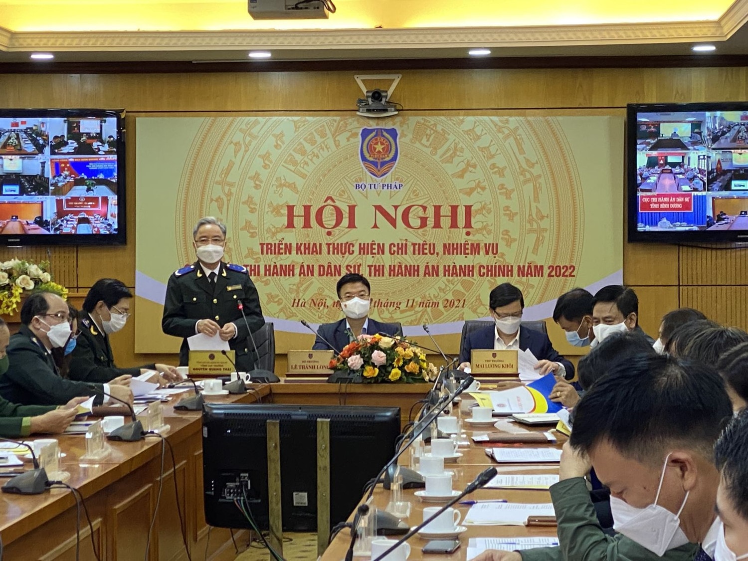 Toàn cảnh hội nghị trực tuyens truển hau thực hiện một số nhiệm vụ, chỉ tiêu năm 2022 ngành Thi hành án Dân sự