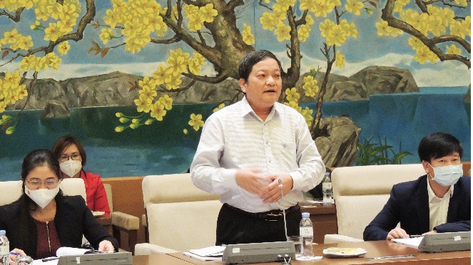TS.BS Đinh Văn Lượng – Phó giám đốc Bệnh viện Phổi Trung ương đề nghị cần có chế độ bảo hiểm y tế đặc thù cho nhóm bệnh nhân chờ ghép phổi