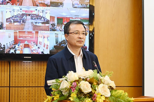 Vụ trưởng Vụ Các vấn đề chung về xây dựng pháp luật Nguyễn Hồng Tuyến giới thiệu những điểm mới của luật