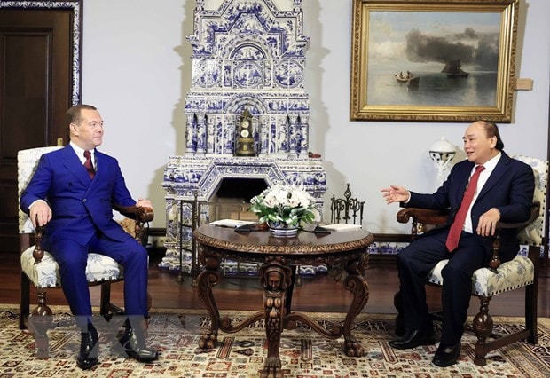 Chủ tịch Nước Nguyễn Xuân Phúc gặp Phó Chủ tịch Hội đồng An ninh Liên bang Nga D. Medvedev