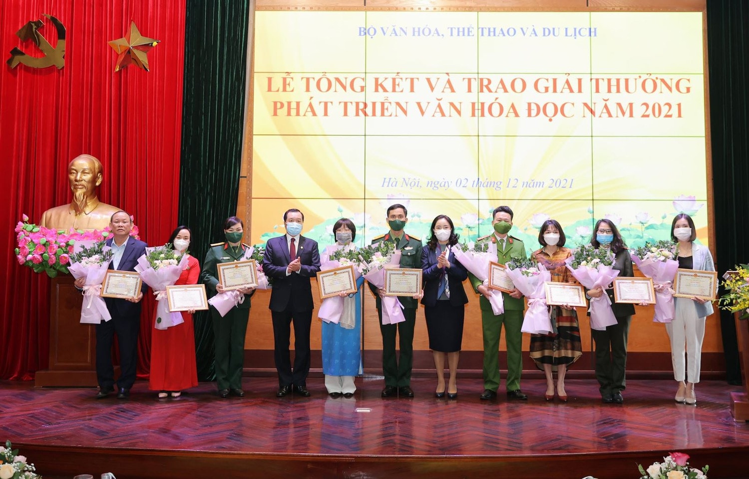 Trao Giải thưởng Phát triển văn hóa đọc cho các cá nhân có thành tích xuất sắc năm 2021