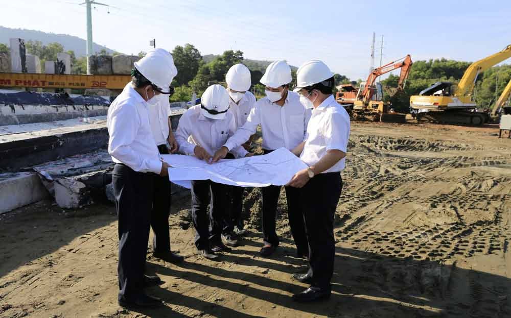 	Ngành Điện phía Nam quyết liệt đẩy nhanh tiến độ các dự án điện