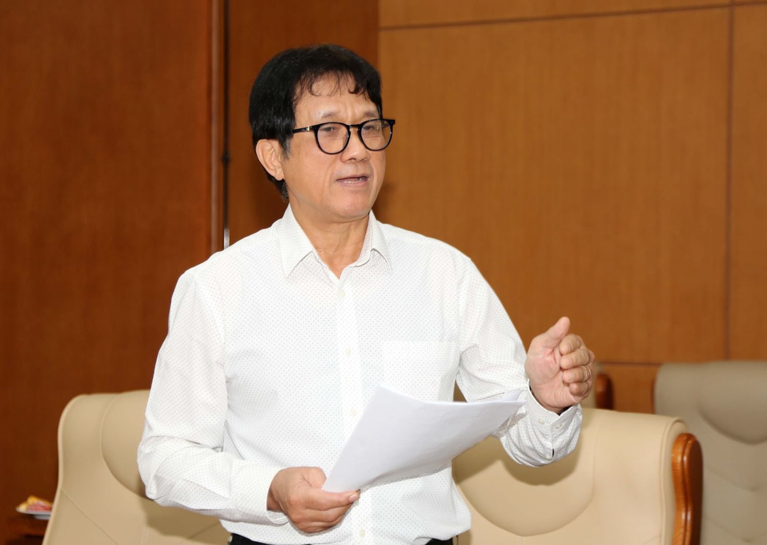 TS. Bạch Quốc Khang phát biểu
