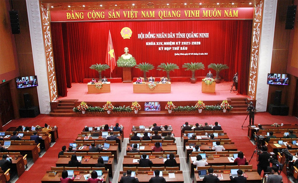 Toàn cảnh kỳ họp