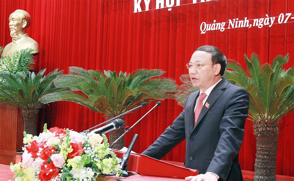 Ủy viên Trung ương Đảng, Bí thư Tỉnh ủy, Chủ tịch HĐND tỉnh Quảng Ninh Nguyễn Xuân Ký phát biểu khai mạc kỳ họp