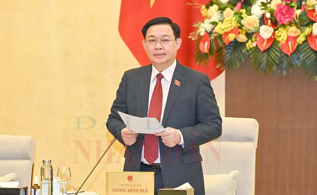 Chủ tịch Quốc hội Vương Đình Huệ phát biểu khai mạc Phiên họp. Ảnh: Lâm Hiển Chủ tịch Quốc hội Vương Đình Huệ phát biểu khai mạc Phiên họp. Ảnh: Lâm Hiển