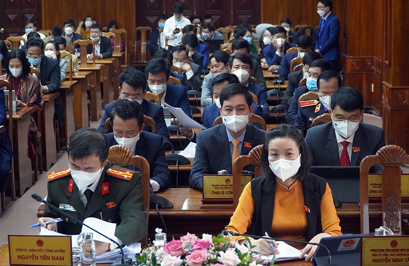 Đại biểu dự kỳ họp