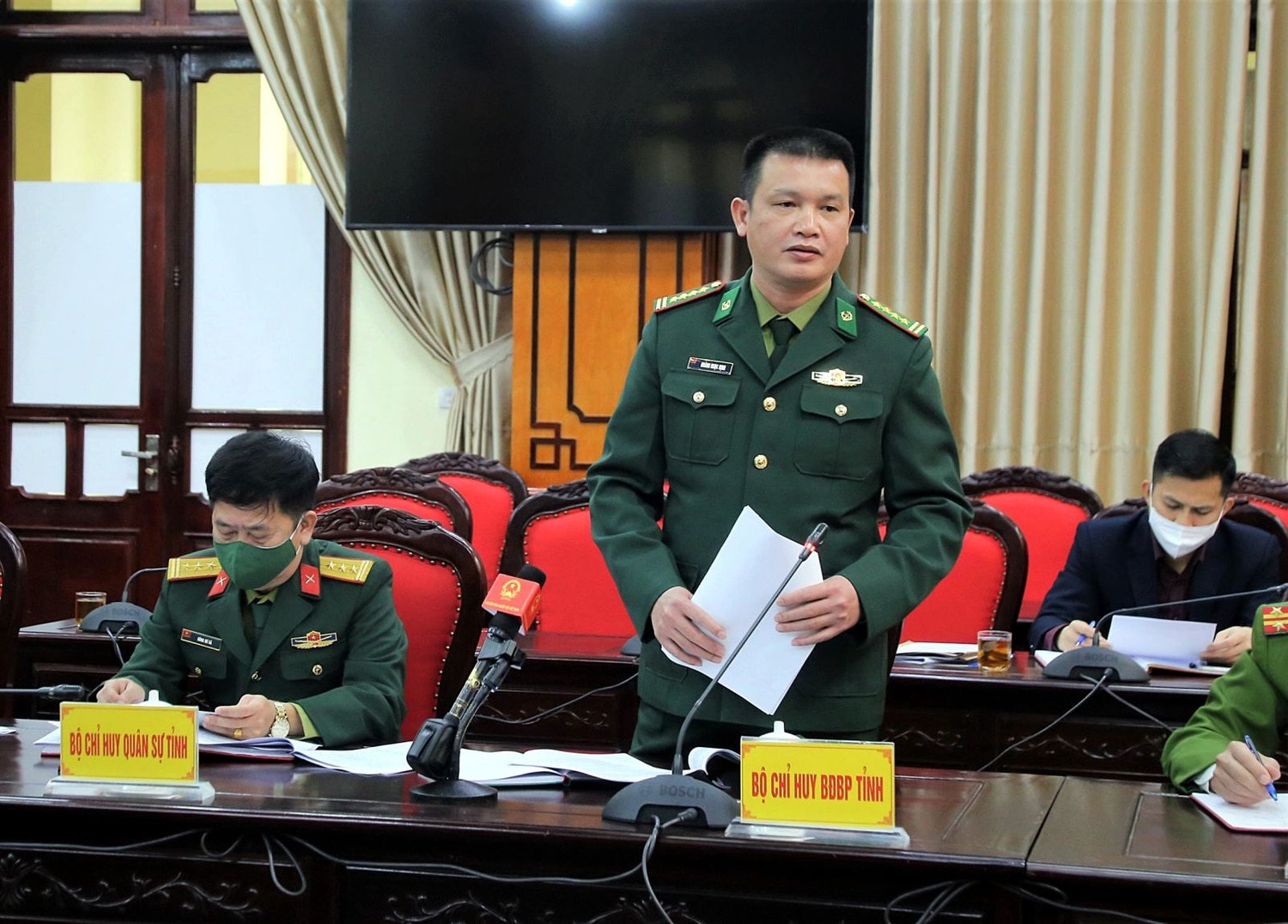 ĐBQH tỉnh Hoàng Ngọc Định tham gia ý kiến ĐBQH tỉnh Hoàng Ngọc Định tham gia ý kiến