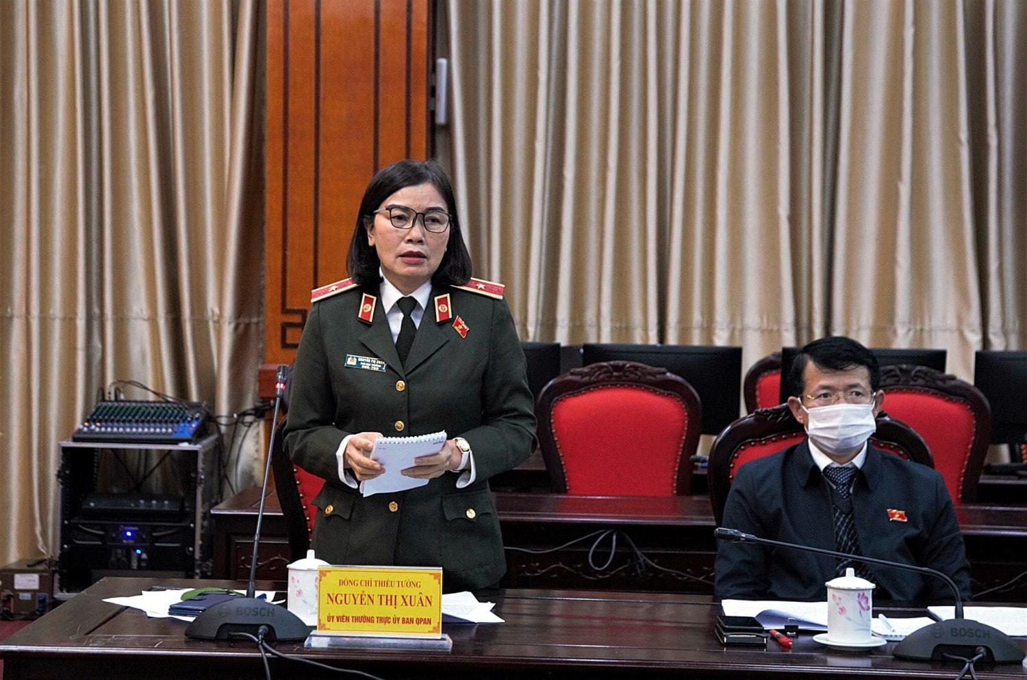 Ủy viên Thường trực Ủy ban Quốc phòng và An ninh, Thiếu tướng Nguyễn Thị Xuân tham gia ý kiến về quyền hạn, trách nhiệm của lực lượng CSCĐ Ủy viên Thường trực Ủy ban Quốc phòng và An ninh, Thiếu tướng Nguyễn Thị Xuân tham gia ý kiến về quyền hạn, trách nhiệm của lực lượng CSCĐ
