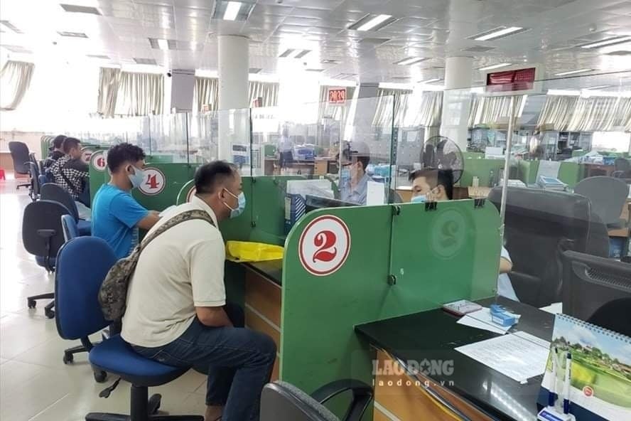 Người lao động đăng ký hưởng chế độ bảo hiểm thất nghiệp tại Trung tâm Dịch vụ Việc làm Đồng Nai Nguồn: ITN