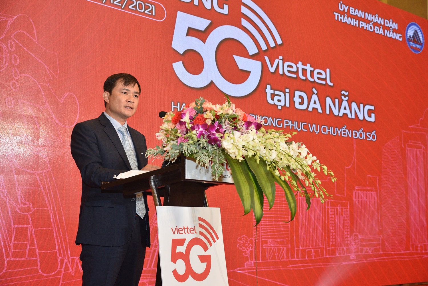 Ông Tào Đức Thắng, Phó Tổng Giám đốc Tập đoàn Công nghiệp - Viễn thông Quân đội phát biểu tại lễ khai trương 5G tại Đà Nẵng Ông Tào Đức Thắng, Phó Tổng Giám đốc Tập đoàn Công nghiệp - Viễn thông Quân đội phát biểu tại lễ khai trương 5G tại Đà Nẵng
