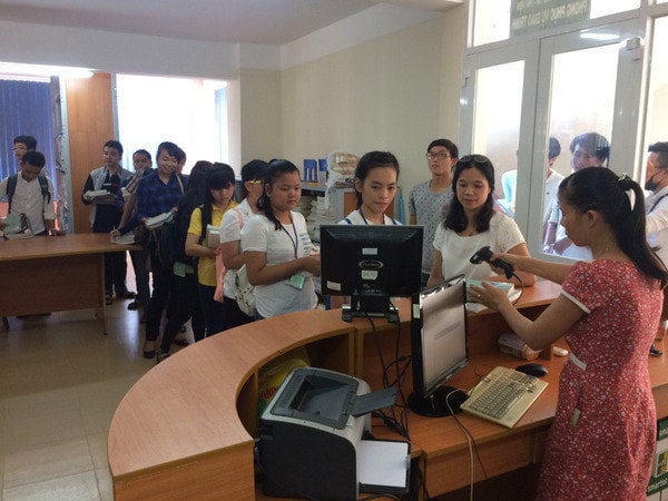 Thư viện Trường ĐH Thủy lợi phục vụ giáo trình cho sinh viên theo phương thức mở qua phần mềm Aleph Nguồn: tlus.edu.vn