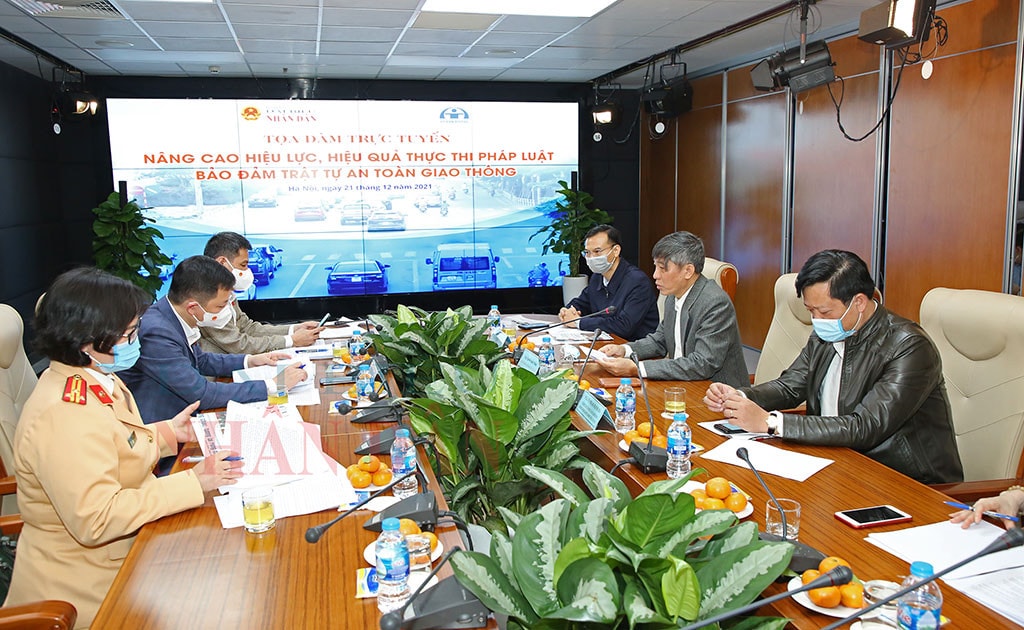 Quang cảnh buổi tọa đàm