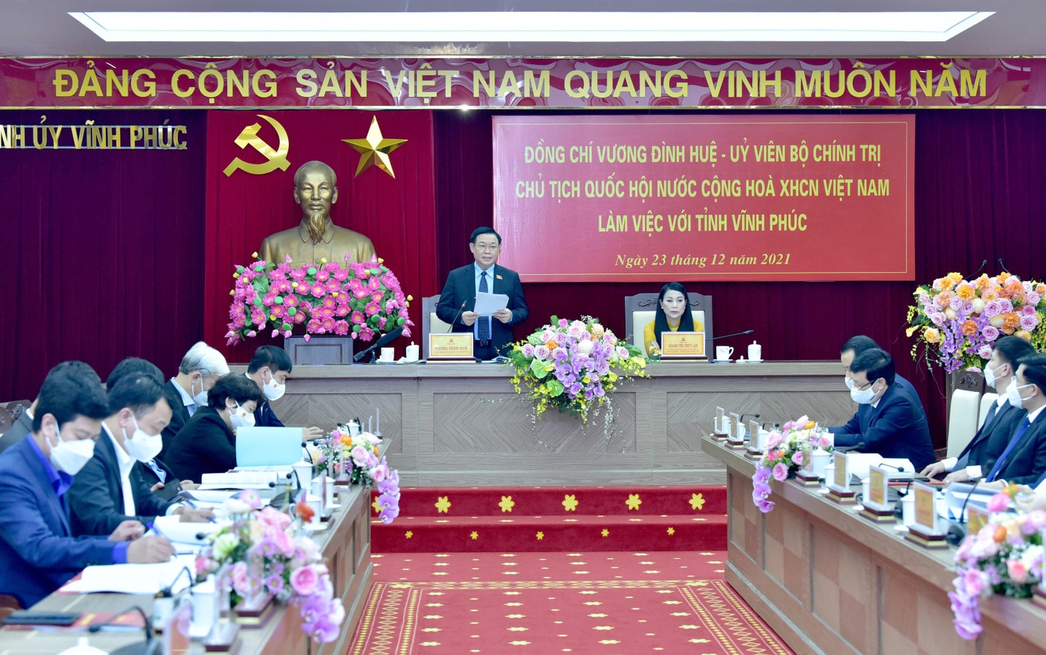 Quang cảnh cuộc làm việc Ảnh: Lâm Hiển