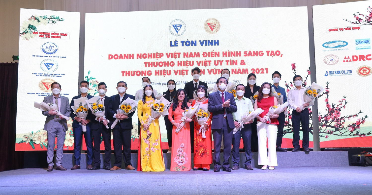 Toàn cảnh buổi lễ. Ảnh: Vân Phi