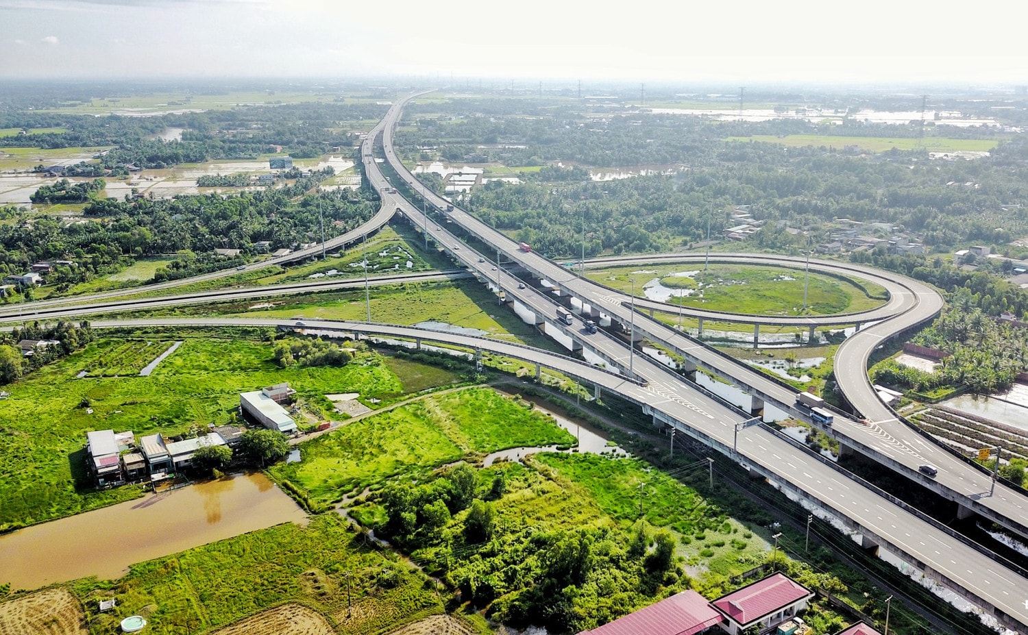 Long An chú trọng phát triển hệ thống hạ tầng giao thông Nguồn: ITN