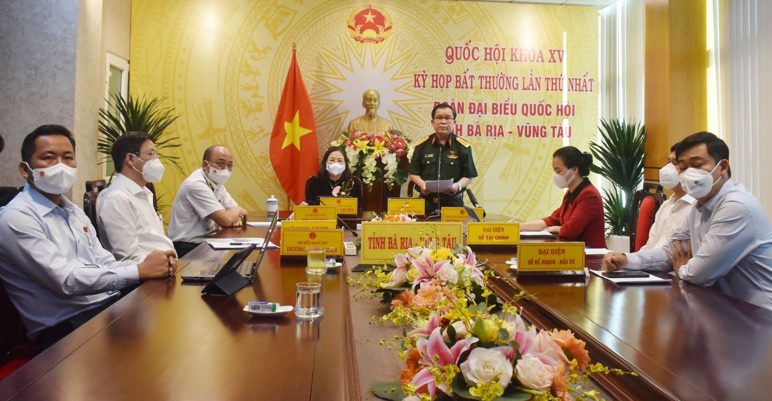 ĐBQH Nguyễn Tâm Hùng (Bà Rịa - Vũng Tàu) phát biểu tại điểm cầu tỉnh Bà Rịa - Vũng Tàu