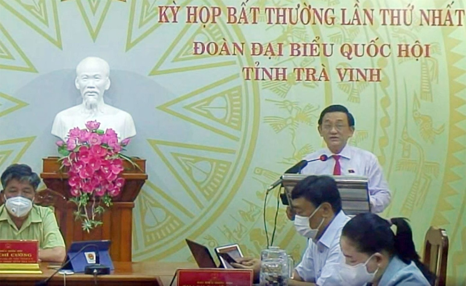 ĐBQH Trần Quốc Tuấn (Trà Vinh) phát biểu tại điểm cầu tỉnh Trà Vinh