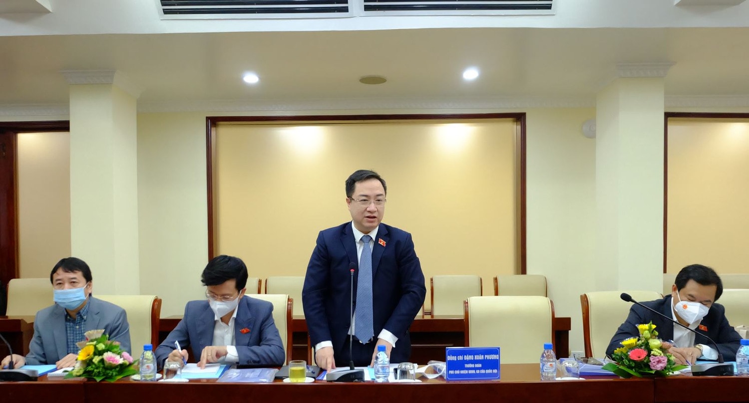 Phó Chủ nhiệm Ủy ban Văn hóa, Giáo dục Đặng Xuân Phương phát biểu tại cuộc làm việc Phó Chủ nhiệm Ủy ban Văn hóa, Giáo dục Đặng Xuân Phương phát biểu tại cuộc làm việc