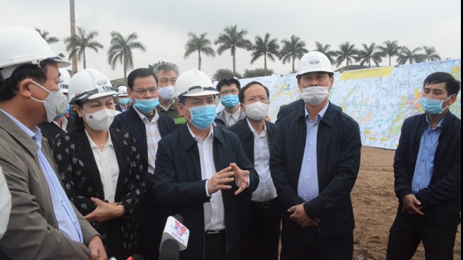 Bộ trưởng Bộ GTVT Nguyễn Văn Thể đi kiểm tra tiến độ thực hiện dự án tại nút giao Mai Sơn - QL45 đoạn qua địa bàn tỉnh Nam Định - Ninh Bình
