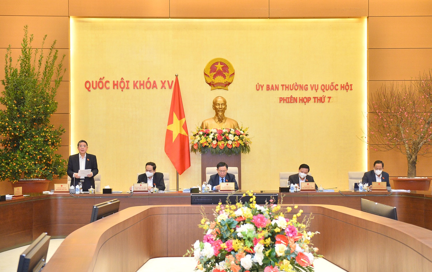 Phó Chủ tịch Quốc hội Nguyễn Đức Hải điều hành phiên họp