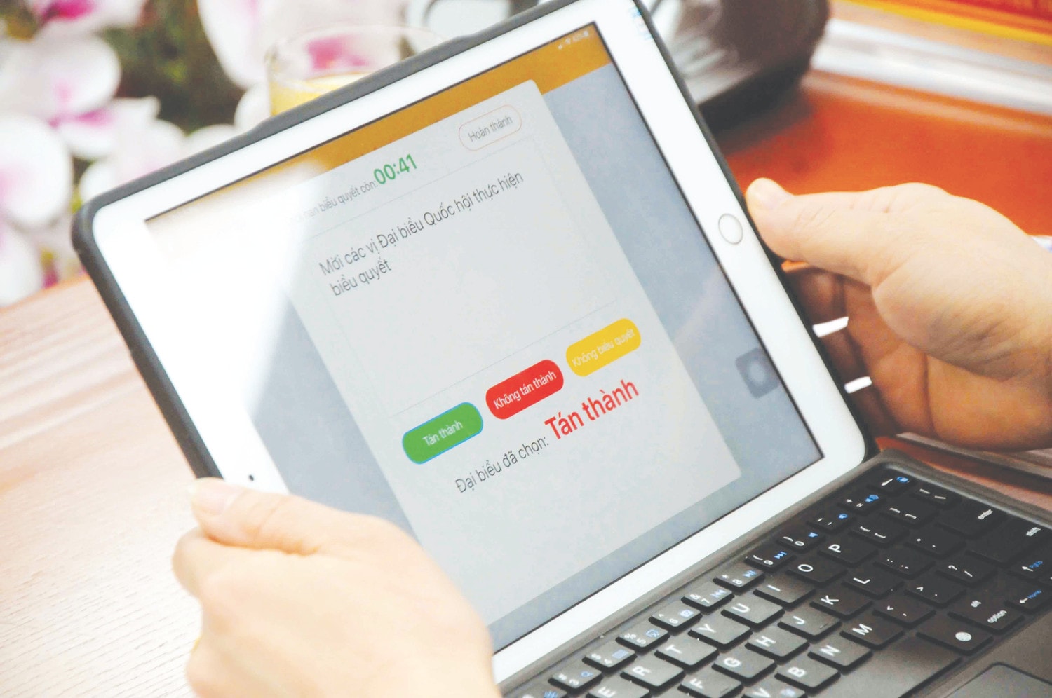 Đại biểu Quốc hội biểu quyết trực tuyến tại Kỳ họp bất thường lần thứ nhất, Quốc hội khóa XV Ảnh: Quang Quyết