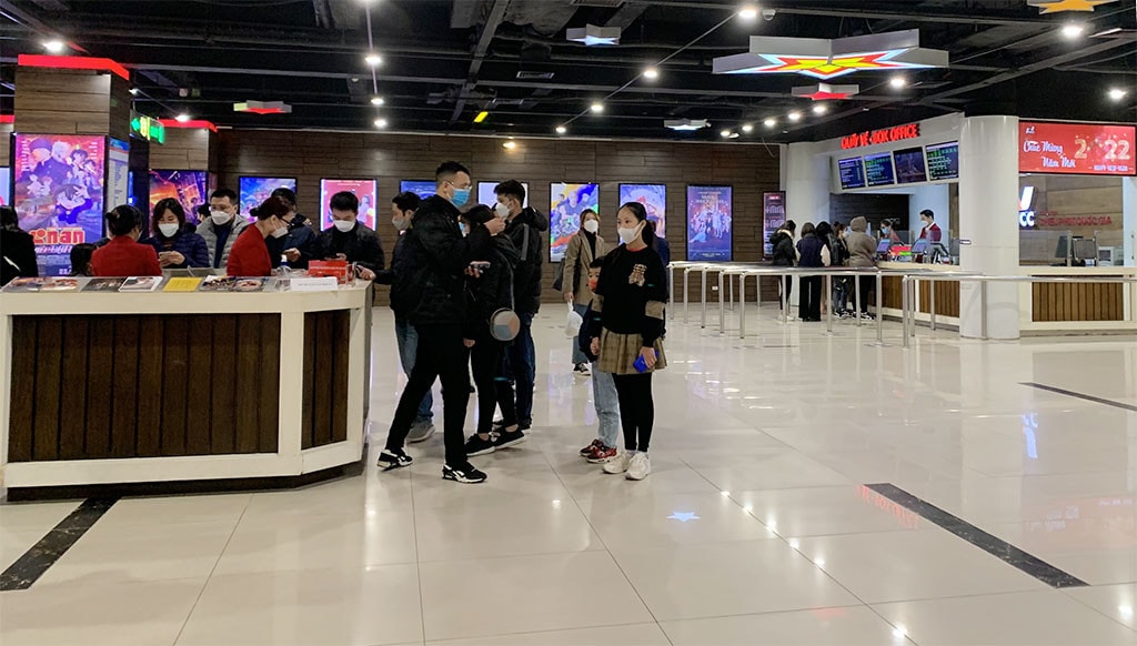 Rạp chiếu phim thu hút khán giả trở lại sau một thời gian dài đóng cửa Ảnh: Ng. Phương