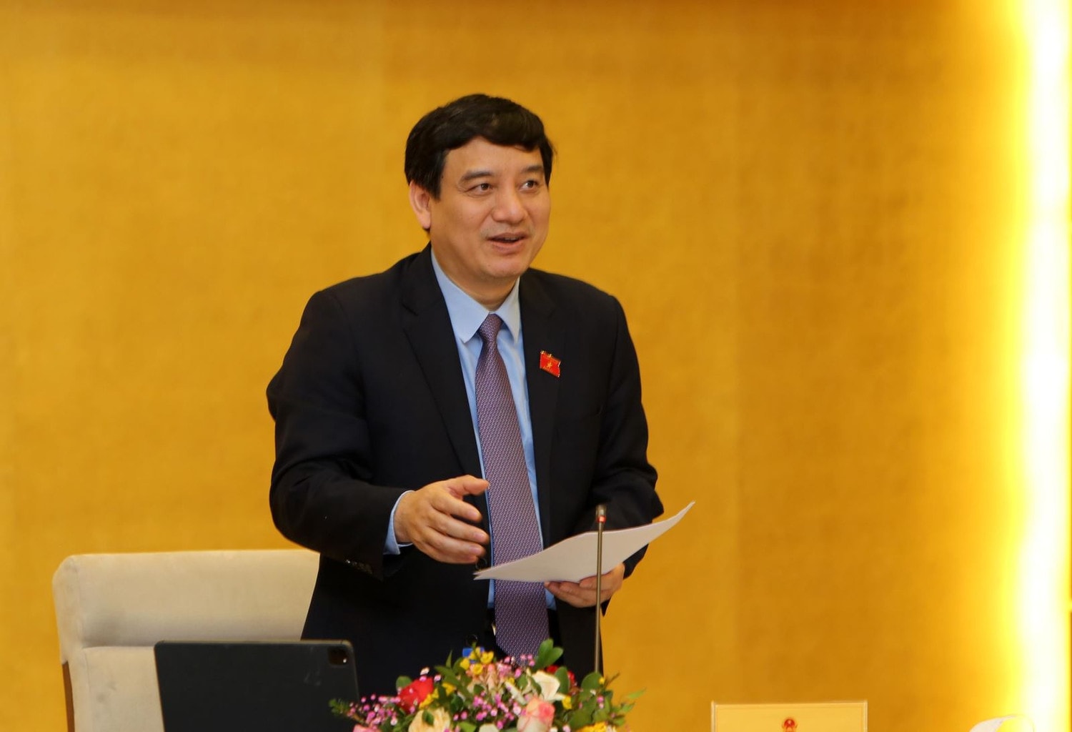 Chủ nhiệm Văn hóa, Giáo dục Nguyễn Đắc Vinh đề nghị Chính phủ rà soát, hoàn thiện hệ thống văn bản quy phạm pháp luật về nhà giáo Ảnh: Thái Bình