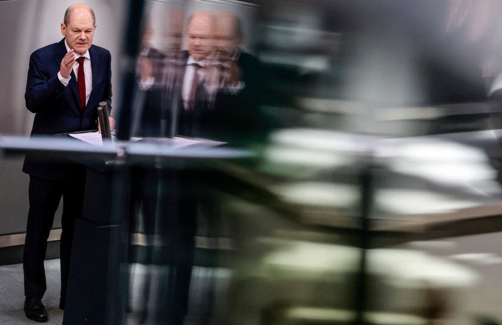 Thủ tướng Olaf Scholz phát biểu trước Quốc hội Đức ngày 27.2 Ảnh: Getty Images