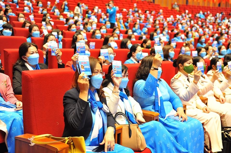 Các đại biểu bầu Đoàn Chủ tịch Đại hội Các đại biểu bầu Đoàn Chủ tịch Đại hội