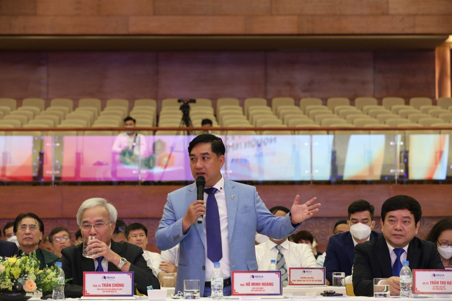 Chủ tịch HĐQT Hồ Minh Hoàng phát biểu tại toạ đàm Chủ tịch HĐQT Hồ Minh Hoàng phát biểu tại toạ đàm