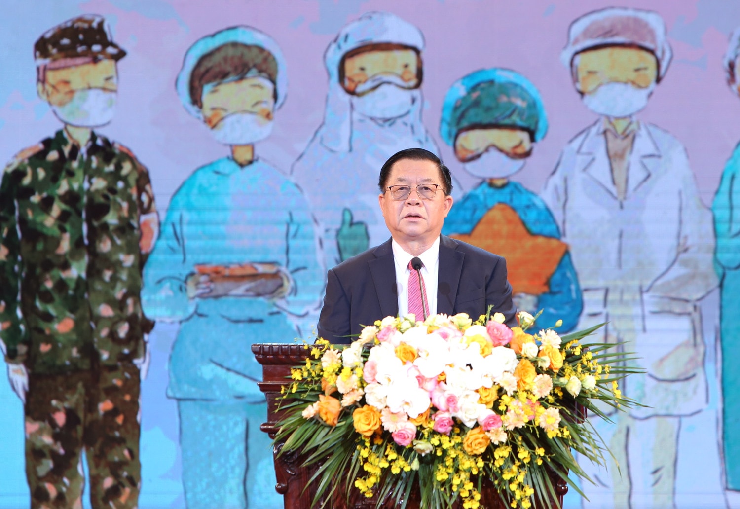Bí thư Trung ương Đảng, Trưởng ban Tuyên giáo Trung ương Nguyễn Trọng Nghĩa phát biểu tại chương trình Bí thư Trung ương Đảng, Trưởng ban Tuyên giáo Trung ương Nguyễn Trọng Nghĩa