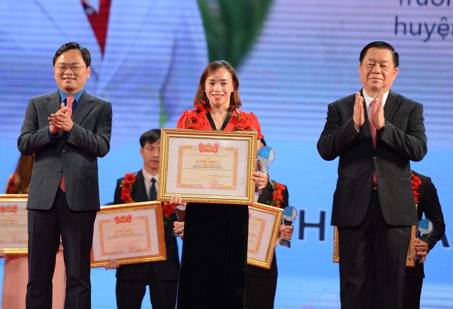Bí thư Trung ương Đảng, Trưởng ban Tuyên giáo Trung ương Nguyễn Trọng Nghĩa; Ủy viên Trung ương Đảng, Bộ trưởng Bộ Y tế Nguyễn Thanh Long; Ủy viên BCH Trung ương Đảng, Bí thư thứ nhất Trung ương Đoàn Nguyễn Anh Tuấn