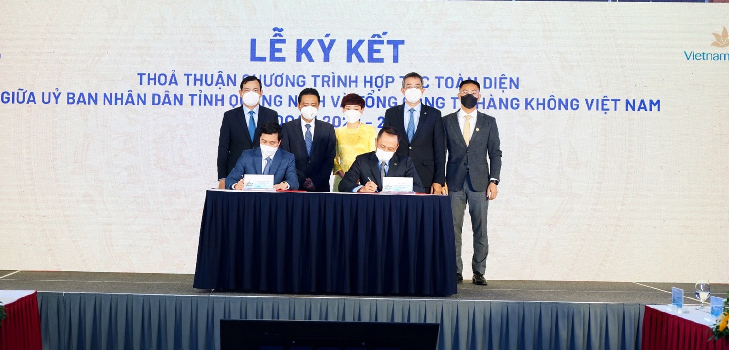 UBND tỉnh Quảng Ninh và Tổng Công ty Hàng không Việt Nam tiếp tục ký kết Thỏa thuận hợp tác toàn diện giai đoạn 2022-2025, đánh dấu một bước tiến mới trong quan hệ hợp tác giữa hai bên UBND tỉnh Quảng Ninh và Tổng Công ty Hàng không Việt Nam tiếp tục ký kết Thỏa thuận hợp tác toàn diện giai đoạn 2022-2025, đánh dấu một bước tiến mới trong quan hệ hợp tác giữa hai bên
