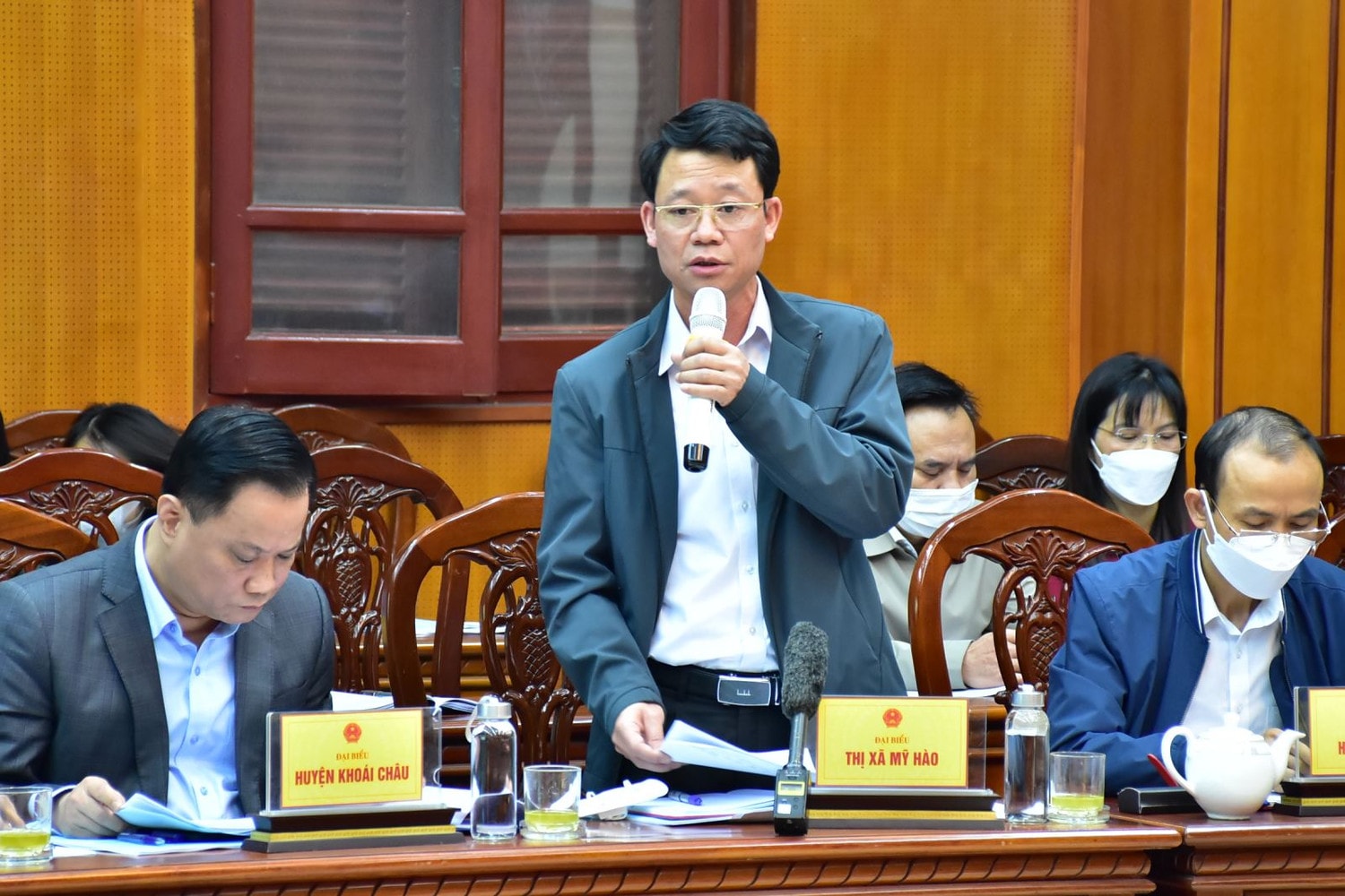 Đại biểu thị xã Mỹ Hào trình bày tham luận Đại biểu thị xã Mỹ Hào trình bày tham luận