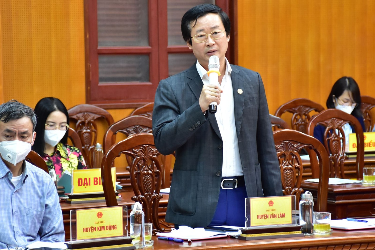 Đại biểu huyện Văn Lâm phát biểu tại hội nghị Đại biểu huyện Văn Lâm phát biểu tại hội nghị
