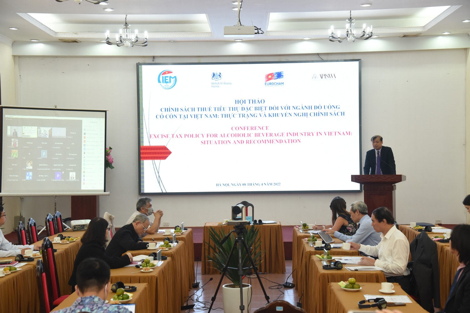 Ông Nguyễn Hoa Cương, Phó Viện trưởng CIEM, phát biểu khai mạc hội thảo Ảnh: Q.Khánh Ông Nguyễn Hoa Cương, Phó Viện trưởng CIEM, phát biểu khai mạc hội thảo; Ảnh: Q.Khánh