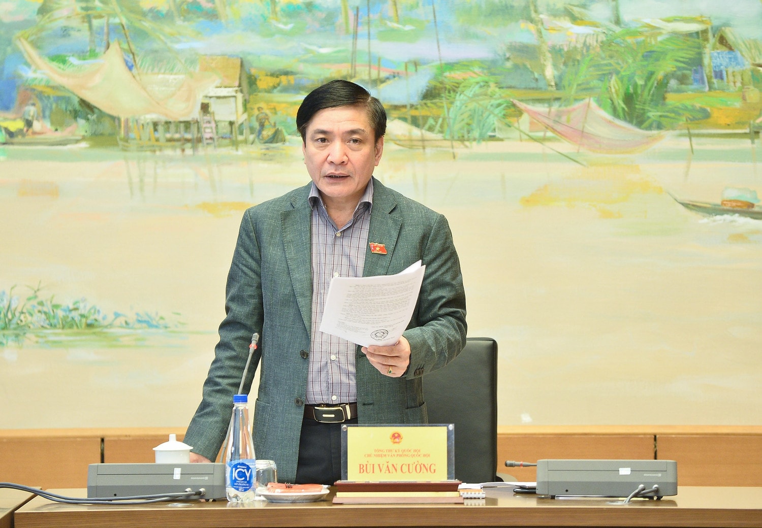 Tổng Thư ký Quốc hội, Chủ nhiệm Văn phòng Quốc hội Bùi Văn Cường - Trưởng Ban Chỉ đạo xây dựng và thực hiện Đề án Quốc hội điện tử phát biểu Ảnh: Hồ Long