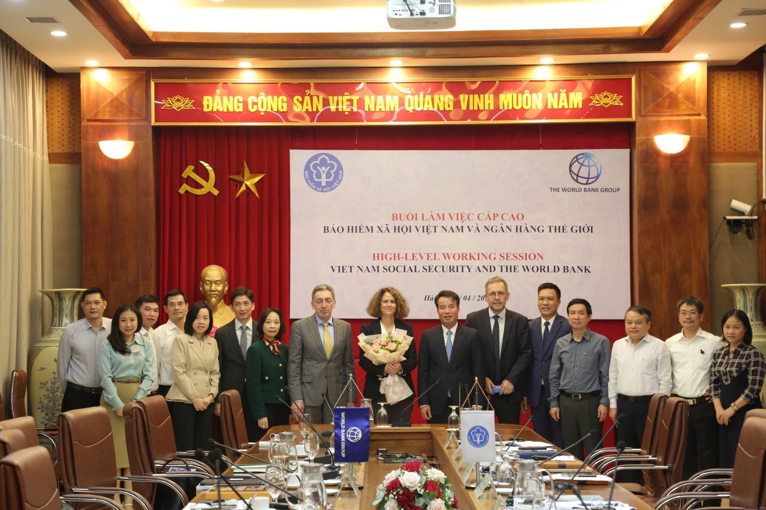 BHXH Việt Nam và Ngân hàng Thế giới Tăng cường hợp tác 