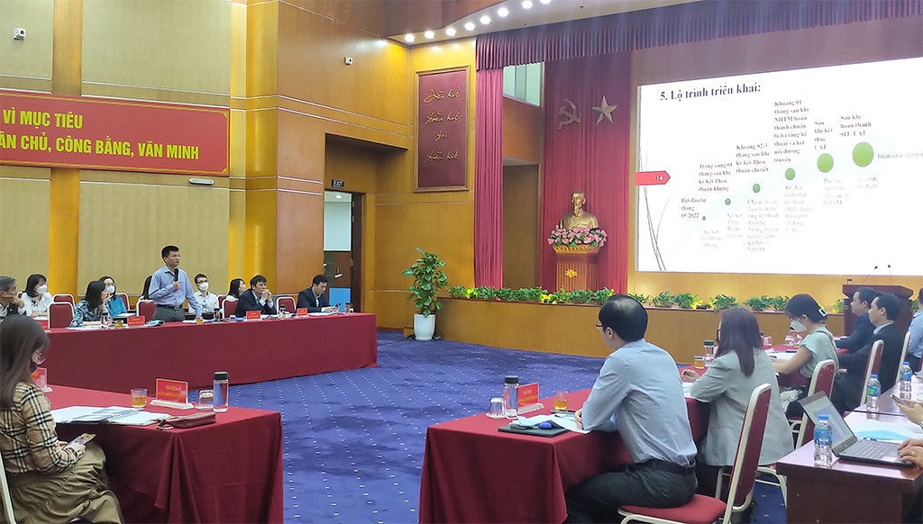 Đại diện các đơn vị KBNN trao đổi với đại diện các ngân hàng thương mại